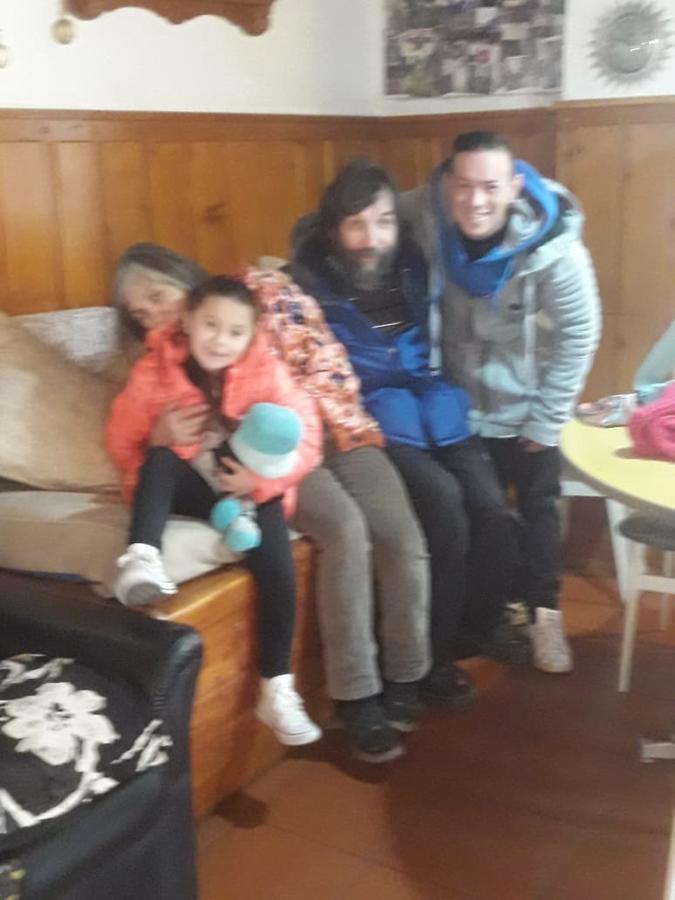 Casa Familiar Zarza Mora Leilighet San Carlos de Bariloche Eksteriør bilde